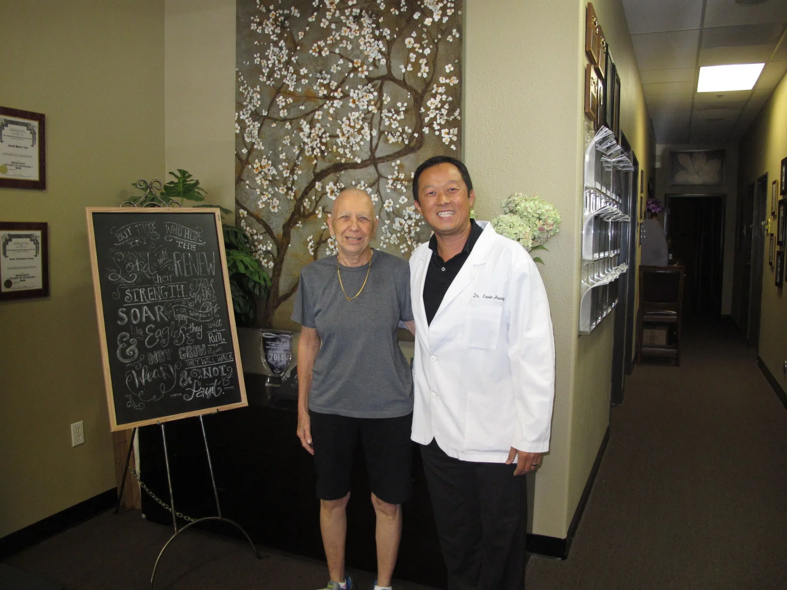STAGE 3 OVARIAN CANCER | BLOOD IN URINE | ACUPUNCTURE AND HERBS TO PROMOTE HEALTH