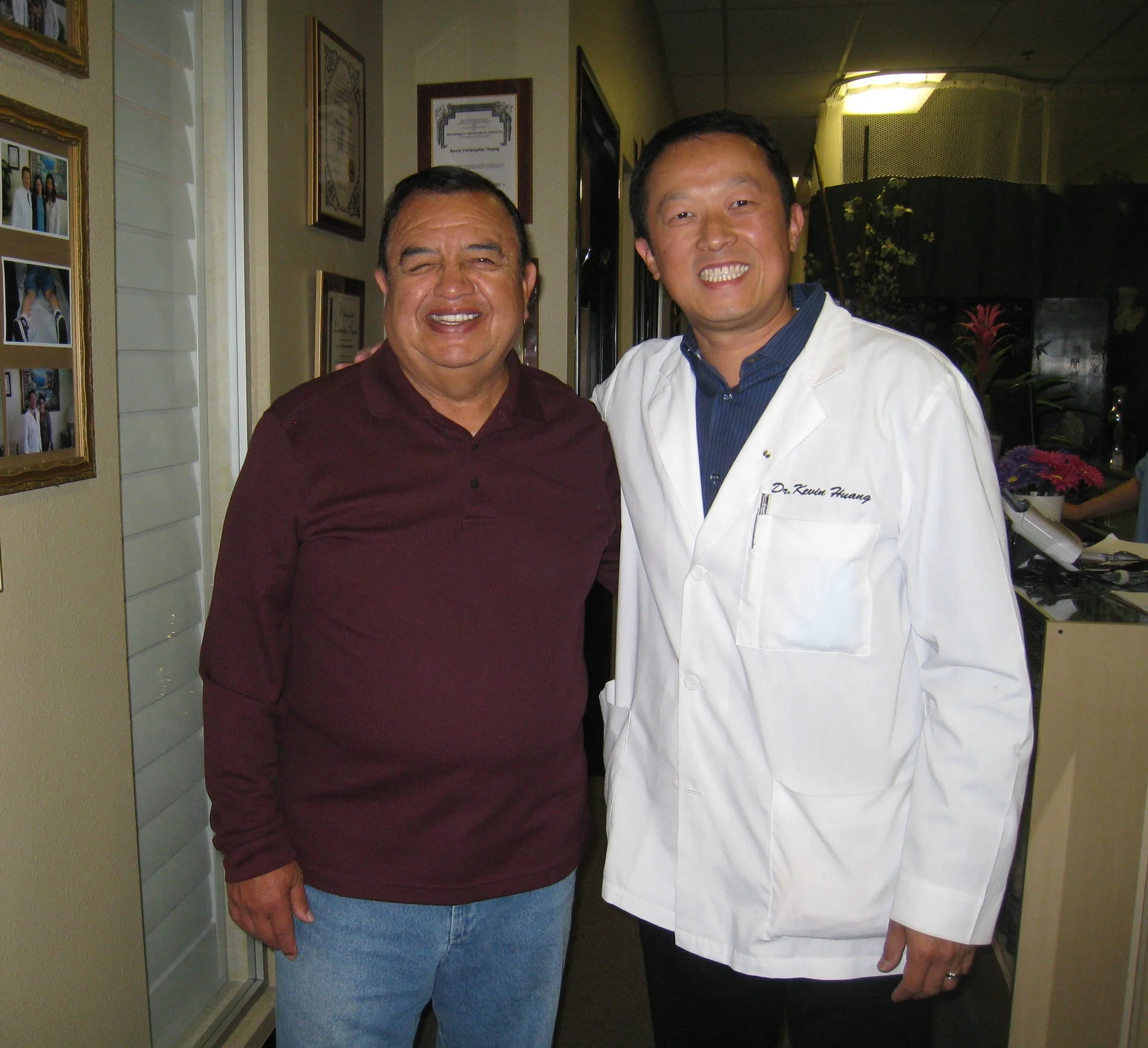 I WAS IN A LOT OF PAIN AND I WAS SCARED | SHINGLES PAIN | NERVE PAIN | SKIN WAS BURNING AND I COULDN'T MOVE MY LEFT ARM | THIS CLINIC TREATED MY ILLNESS