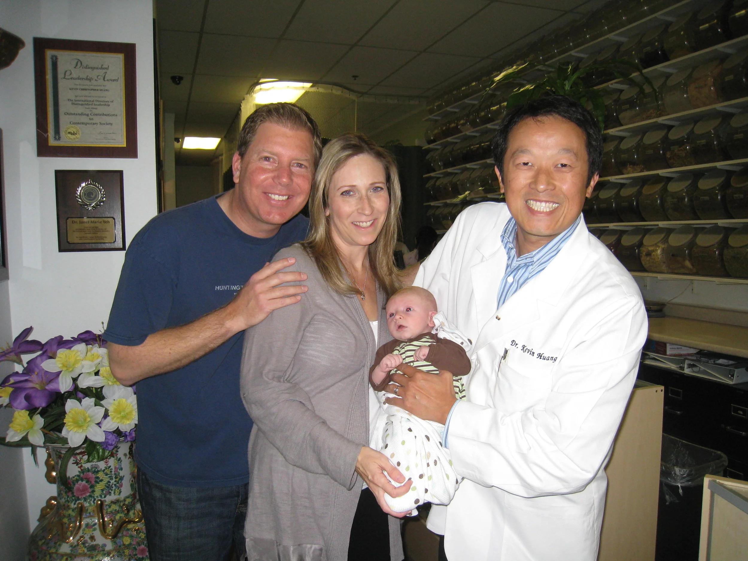 ACUPUNCTURE TREATMENTS AND HERBS FOR A HEALTHY PREGNANCY | NATURAL HEALTH ORANGE COUNTY
