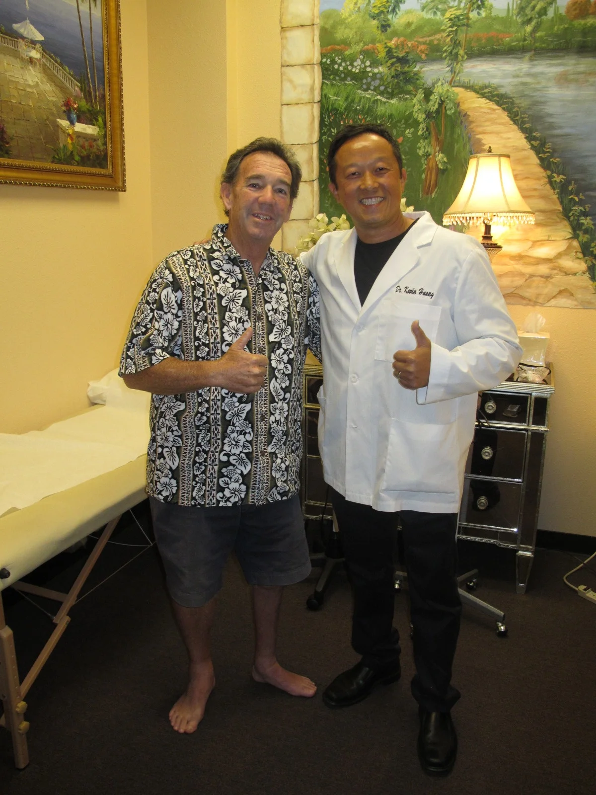 I NEEDED A WHEELCHAIR | LOWER BACK PAIN | DEBILITATING AND INTENSE PAIN | ACUPUNCTURE BY DR. HUANG FOR RECOVERY