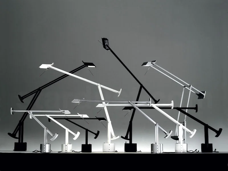 Artemide Tizio Desk Lamp
