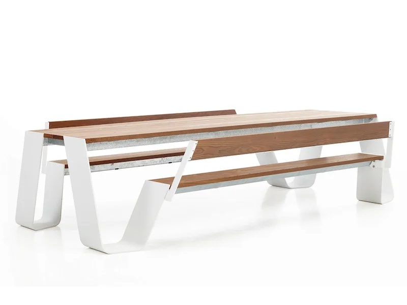 Extremis-Hopper-Table-Detail.jpg