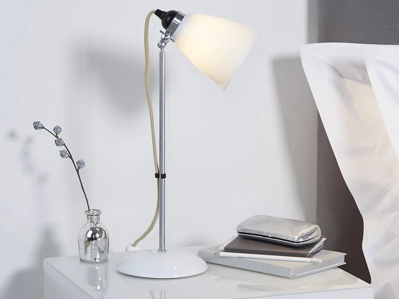 Original-BTC-Hector-Linear-Table-Light-Lifestyle.jpg