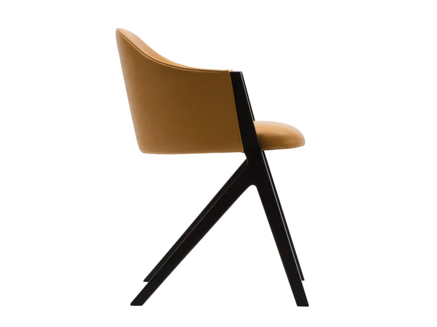 Cassina 397 M10 Armchair
