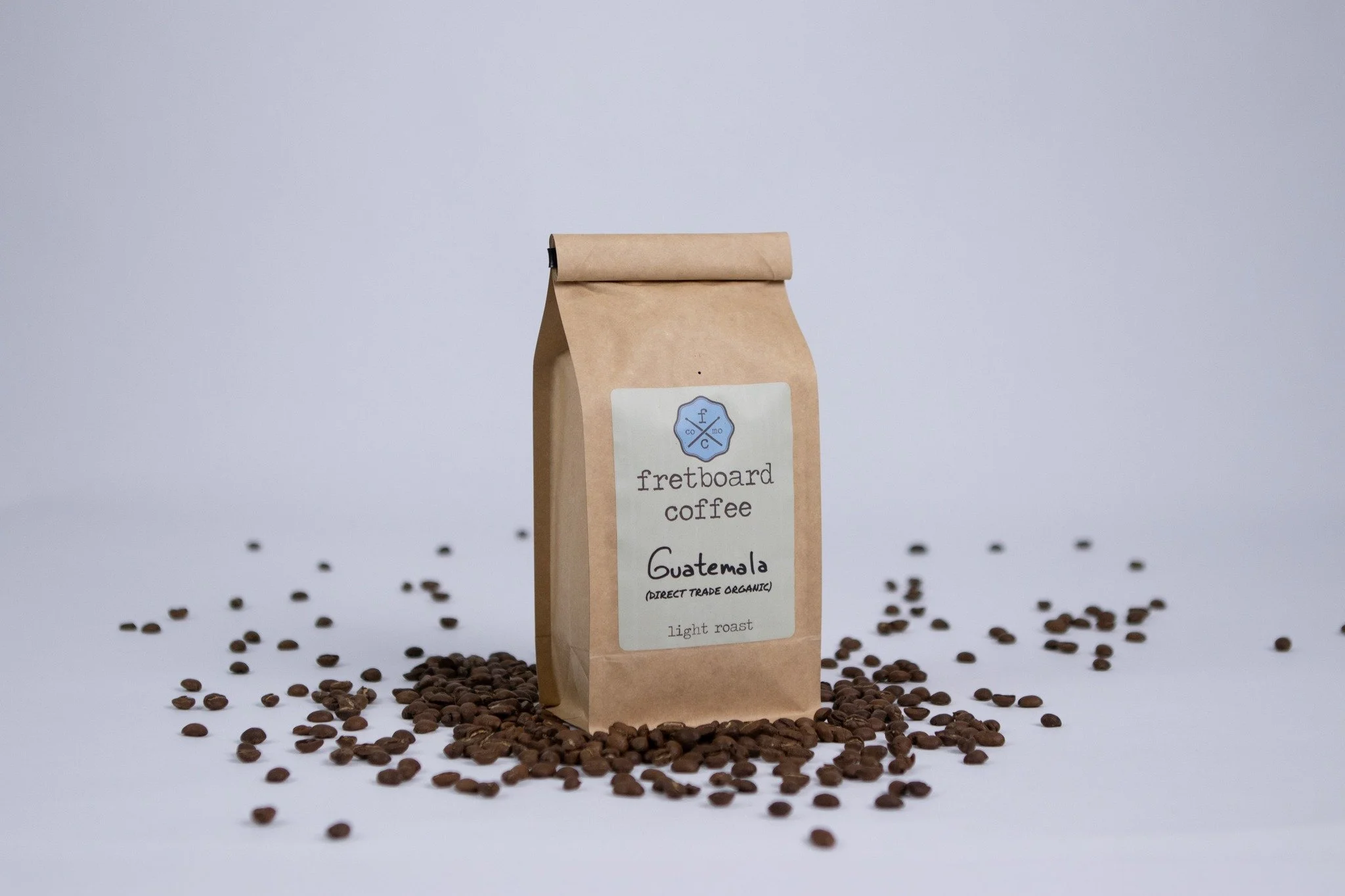 Bean of the Week: Guatemalan
This washed coffee comes from high elevations (1,750&ndash;1,800 masl), which helps create a clean, balanced cup.
Grown from Caturra and Bourbon varieties, it highlights notes of caramel and honey with bright orange acidi