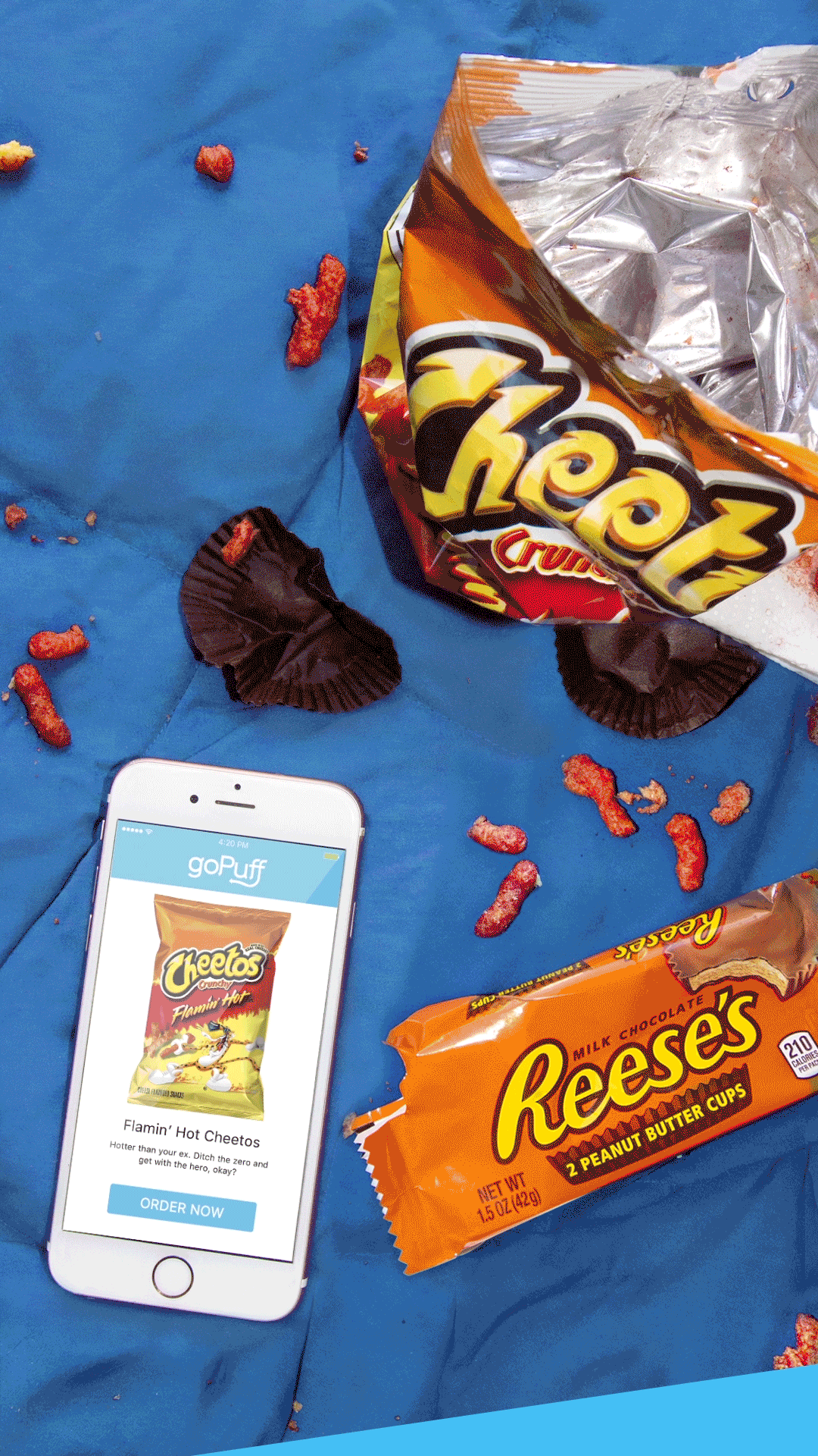 Munchies-Animated-Bus-Shelter.gif