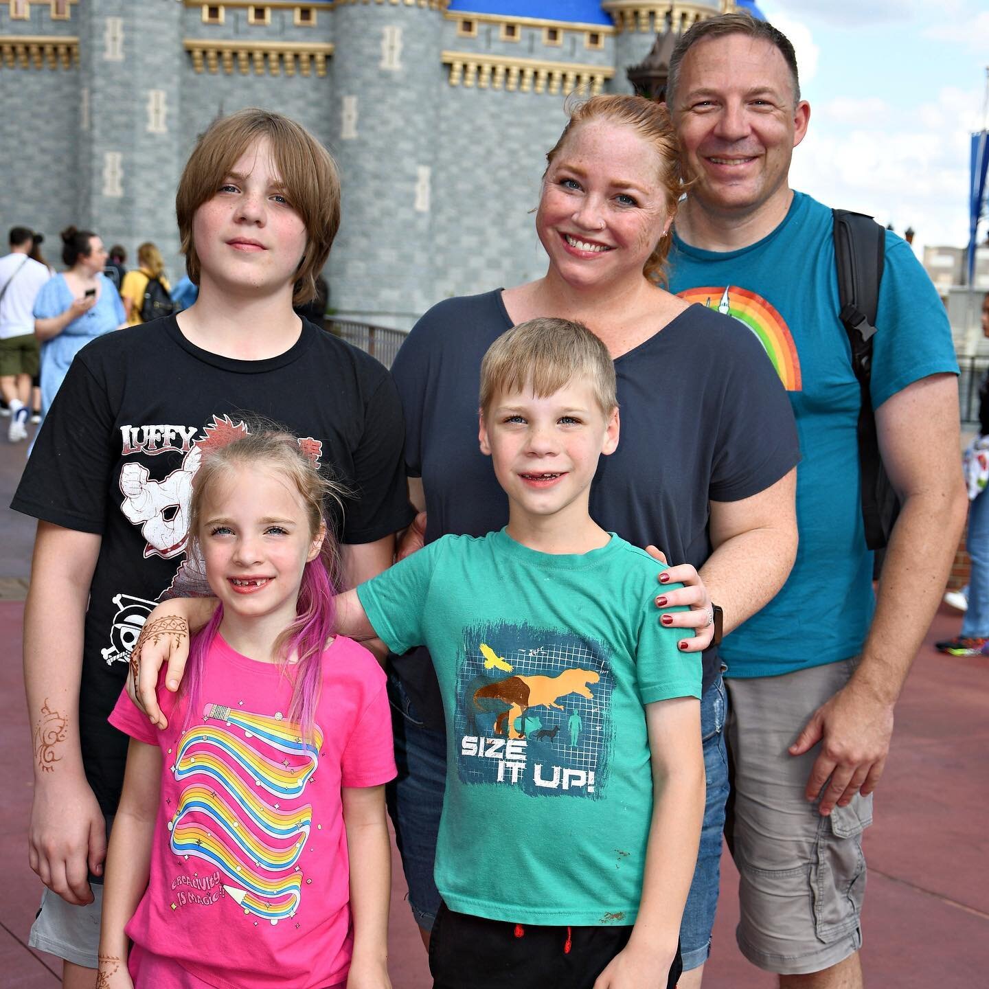 Spent a magical week at Disney last week. The kids had a blast, I lost my voice, and so many memories were made! This trip was for my kids and I wanted to experience all their laughs, screams and wonder through their eyes. I spent more time watching 