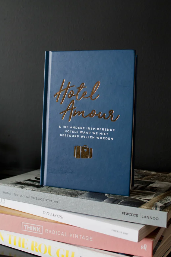 INTERIOR BLOGGER INTERIEUR STYLING THE NICE STUFF COLLECTOR HOTEL AMOUR 1.jpg