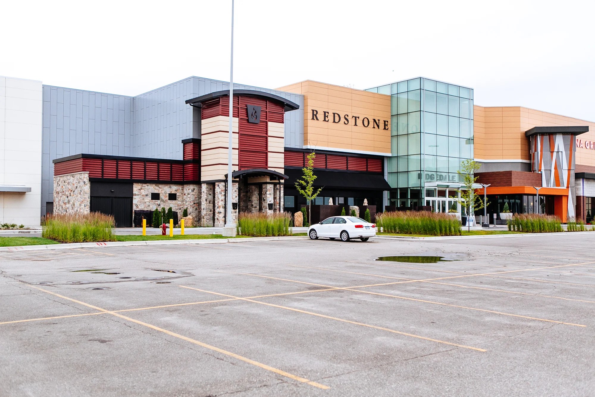 Wilkus ArchitectsRedstone American Grill Ridgedale Mall in