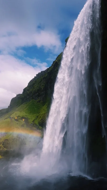 Soundararajan, Sindu Skogafoss.jpg