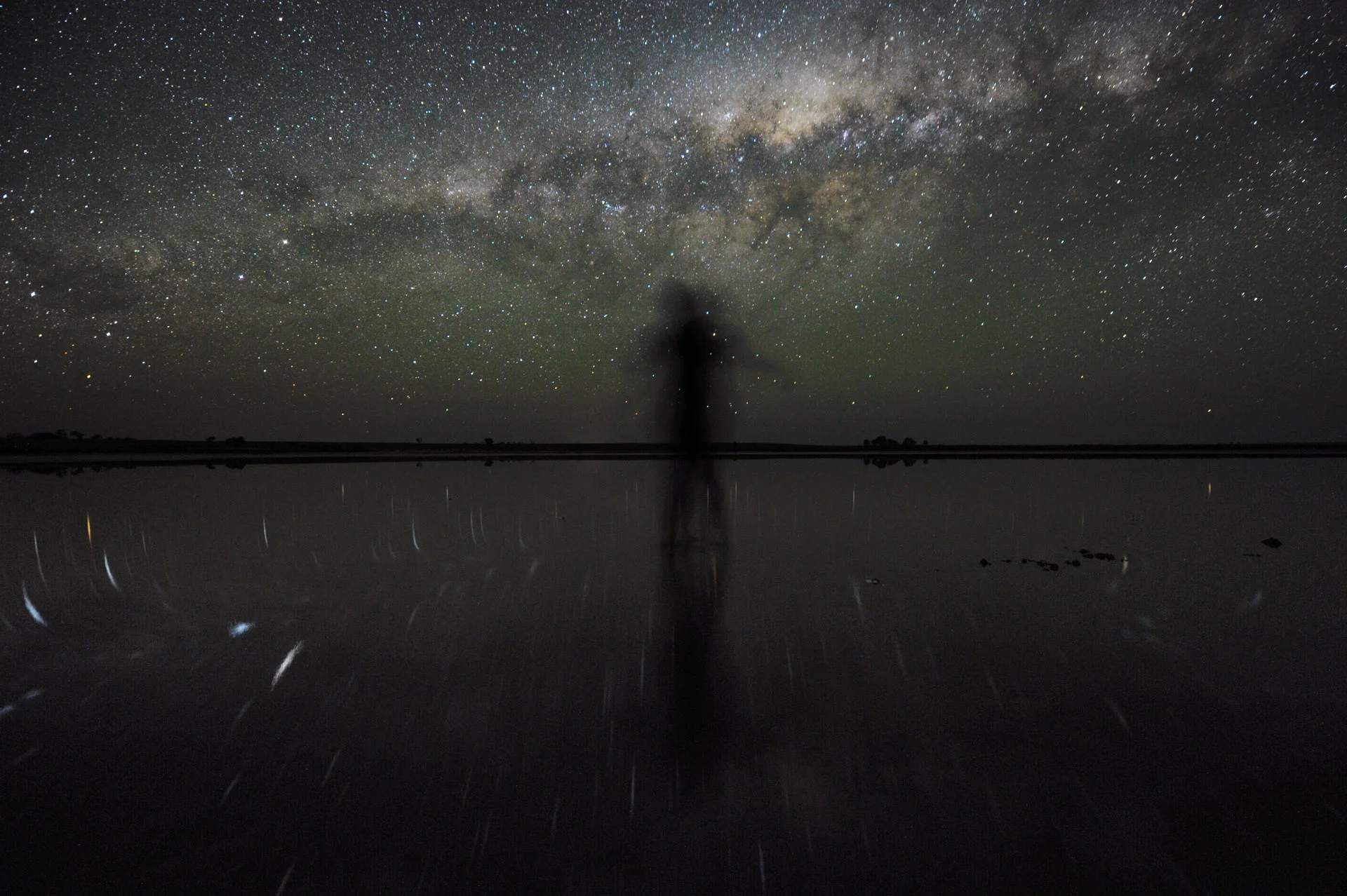Julia Davis, Consilience: as the world turns , 2013-14, time-lapse HD video, stereo sound. 07:49 minute loop. Concept/ Performance: Julia Davis; Camera: Alex Chemey; Composit: Matt Fezz; Sound: Paul Huntingford, Julia Davis.