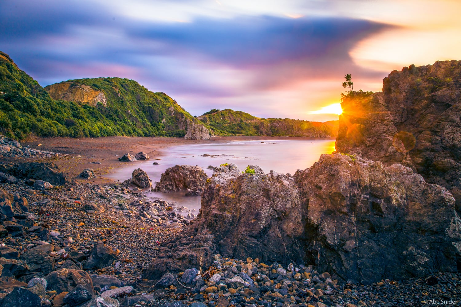Breaker Bay, New Zealand
