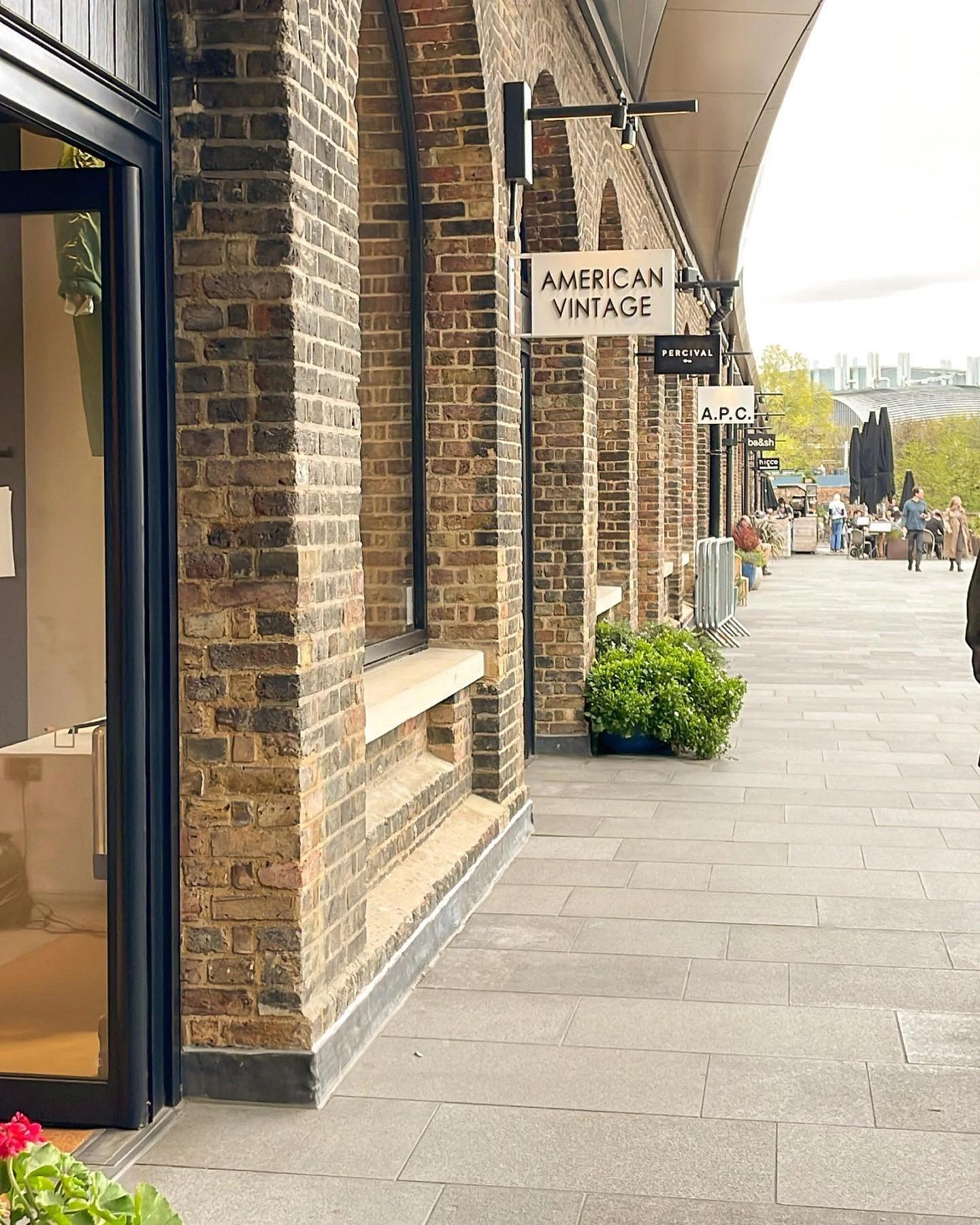 recently when I was in London I visited @coaldropsyard before getting back on the Eurostar to Paris. I enjoyed perusing all the great retail shops &amp; food offerings they have there ~ next time you are in London definitely check it out, it&rsquo;s 