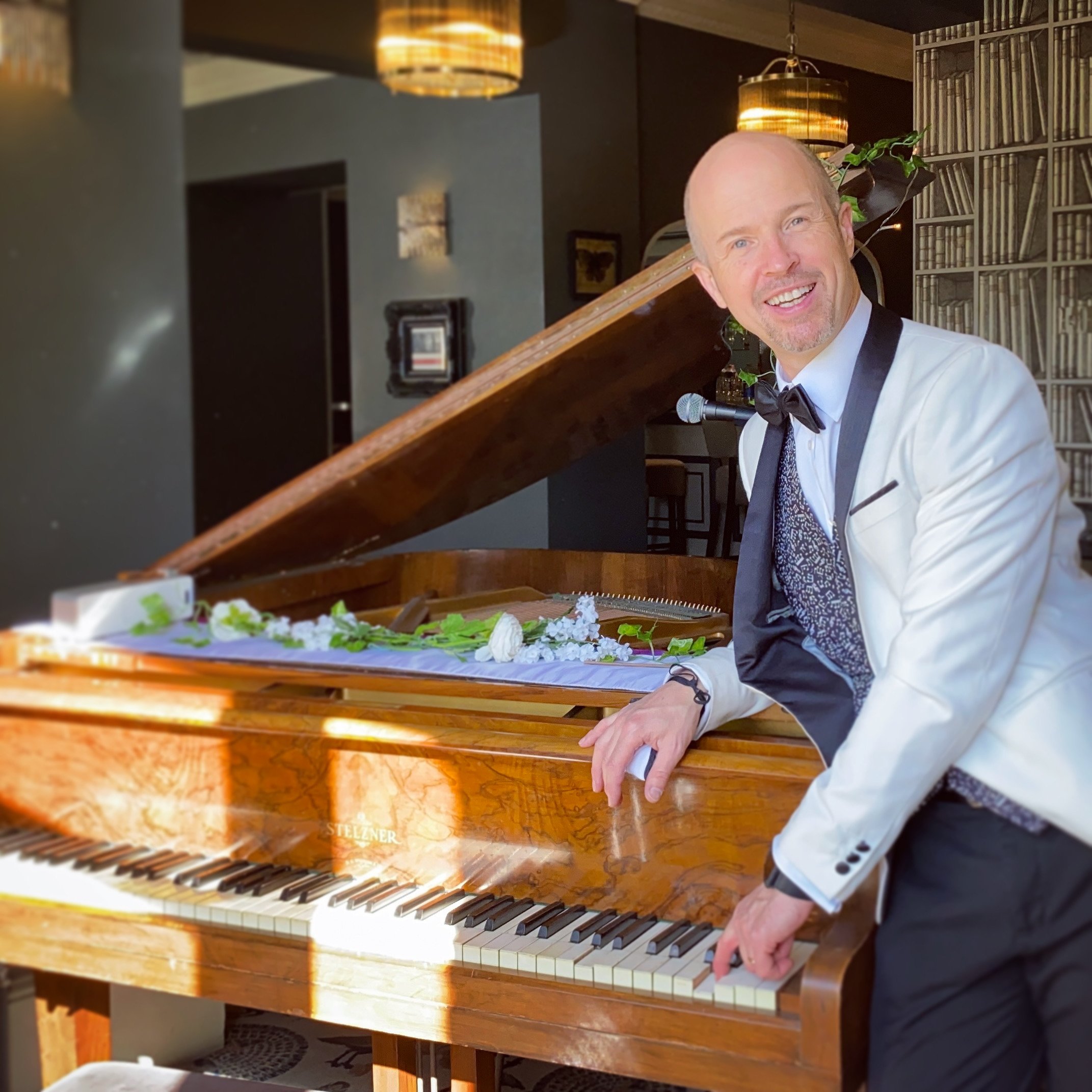 Vintage Grand Piano at Woughton House