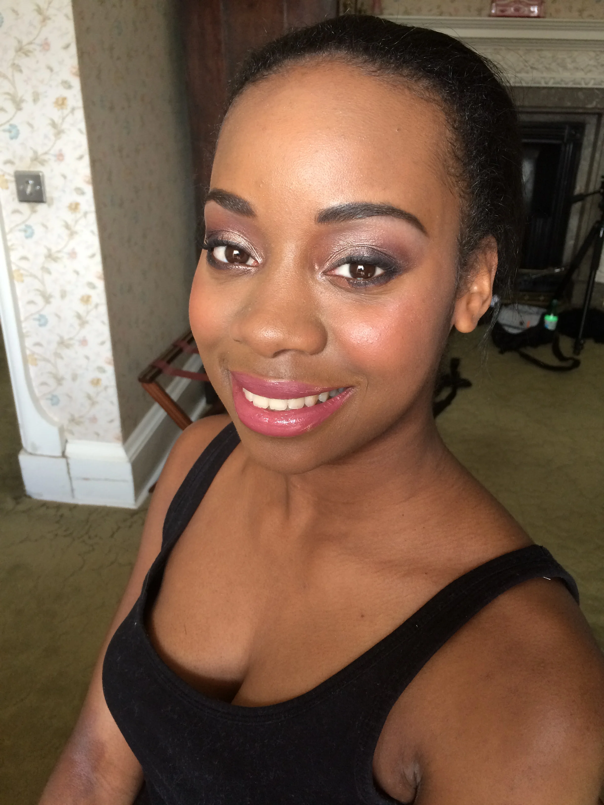  Photo by Nicola Honey Artistry 