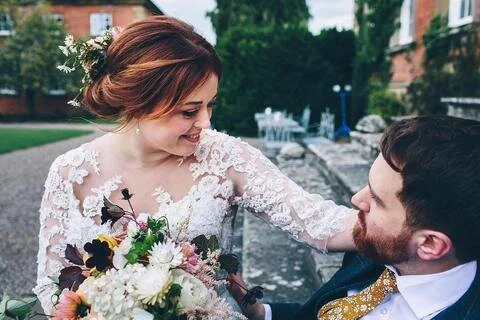 HARRIET WILDE - MEG & ROB