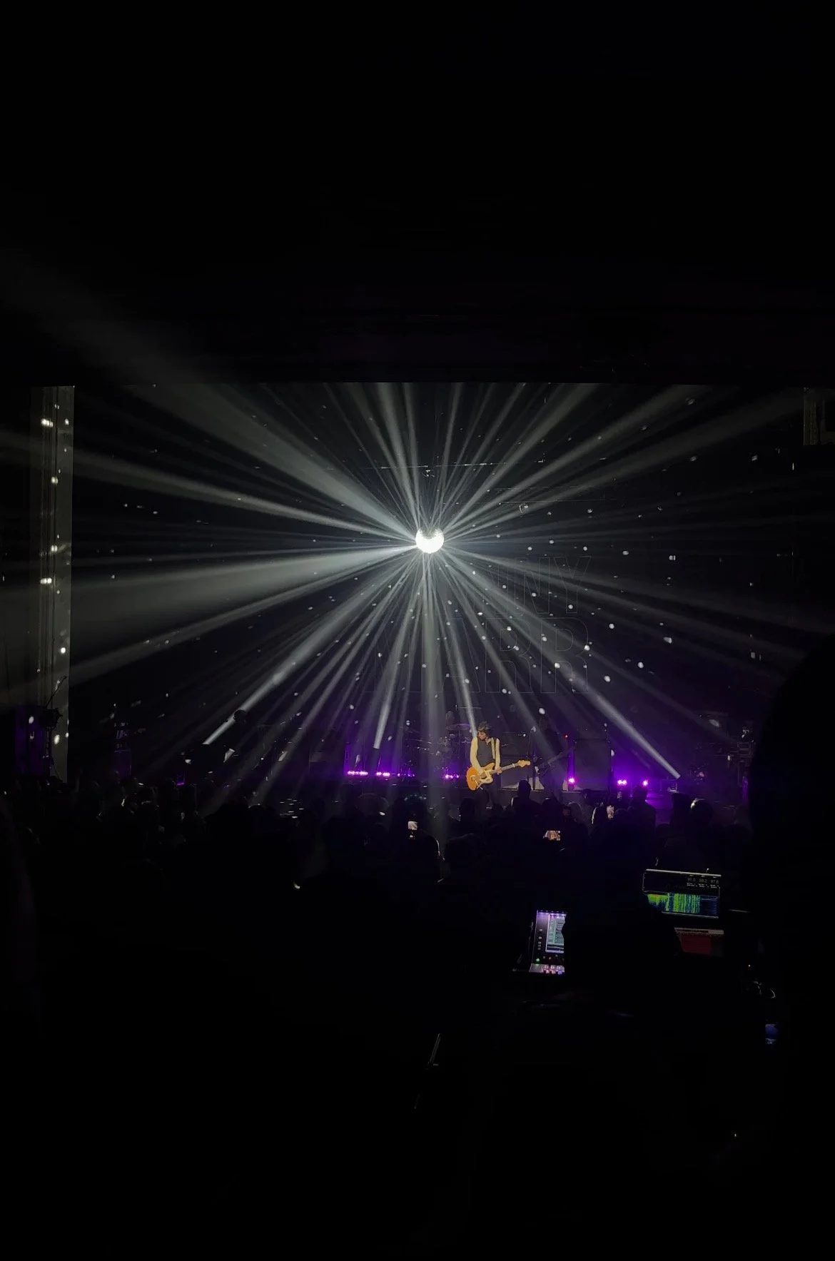Sonder Under the Spotlight; The Lives Behind the Applause at a Johnny Marr Concert