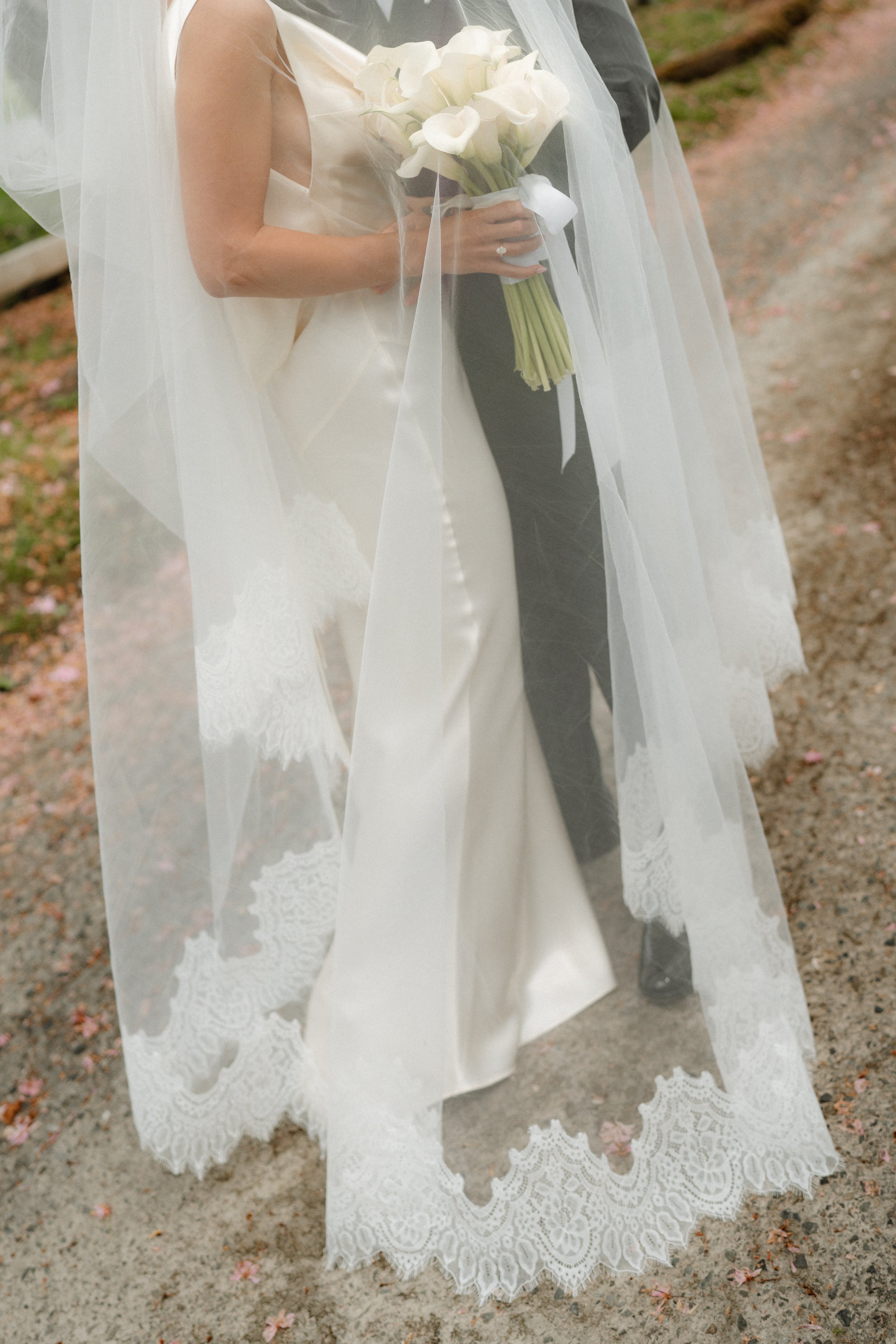 G&L Chateau Lill Wedding - Seattle Wedding Planner - Krisanna Elizabeth Co - Krista Murphy Photography 3.jpg