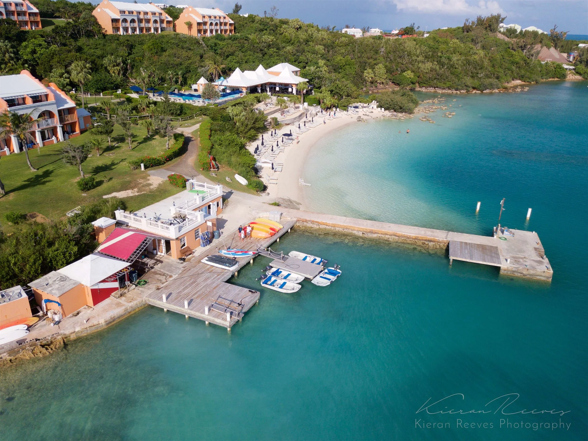 Our dive center is located directly off the private beach of Grotto Bay