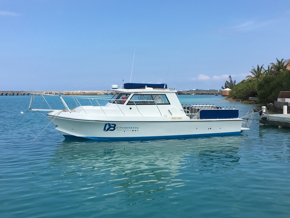 Our fully equipped, custom built 38’ Dive boat, Bottom Time.