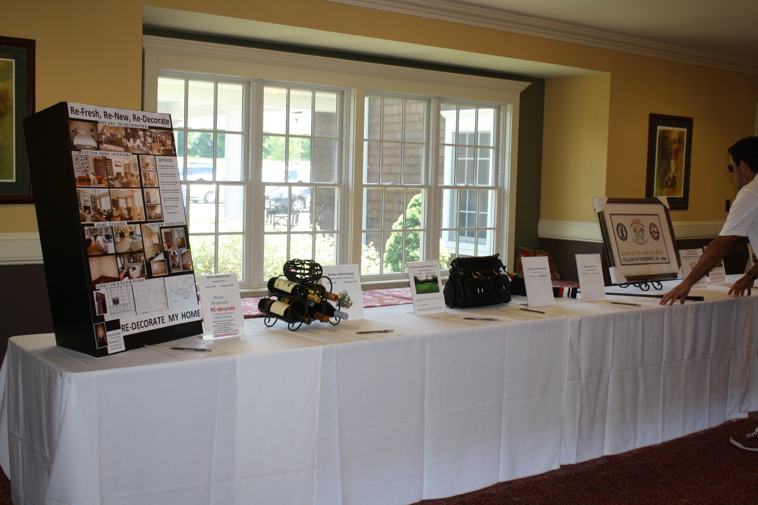 061614 rrcc golf silent auction (2).JPG