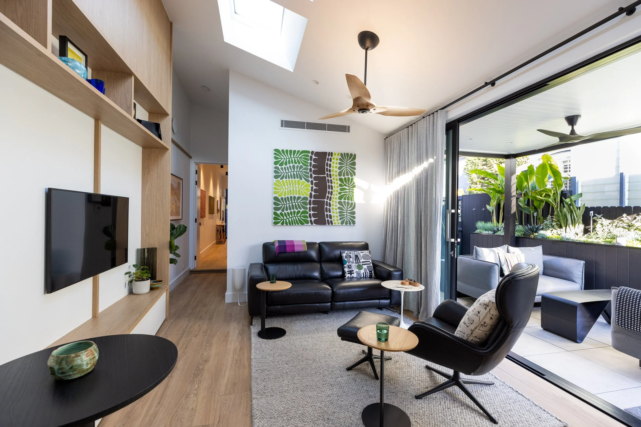 20240807_Leanne and Louise Home_Katje Ford-30.jpg