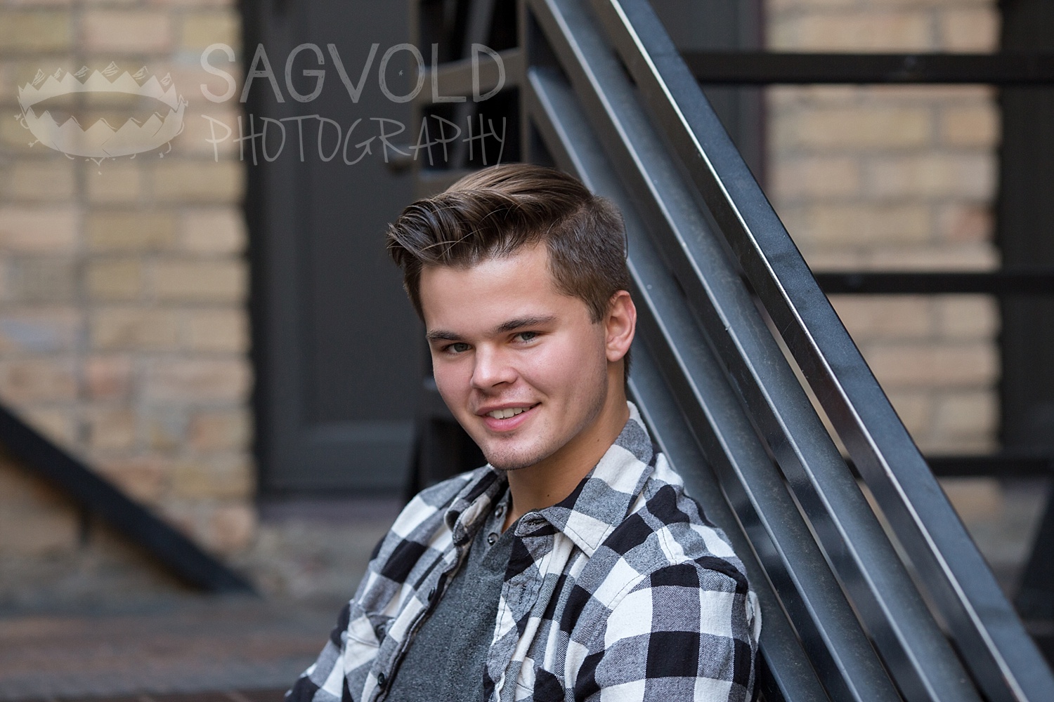 Senior boy Fargo ND senior photographer Janna Sagvold Photography