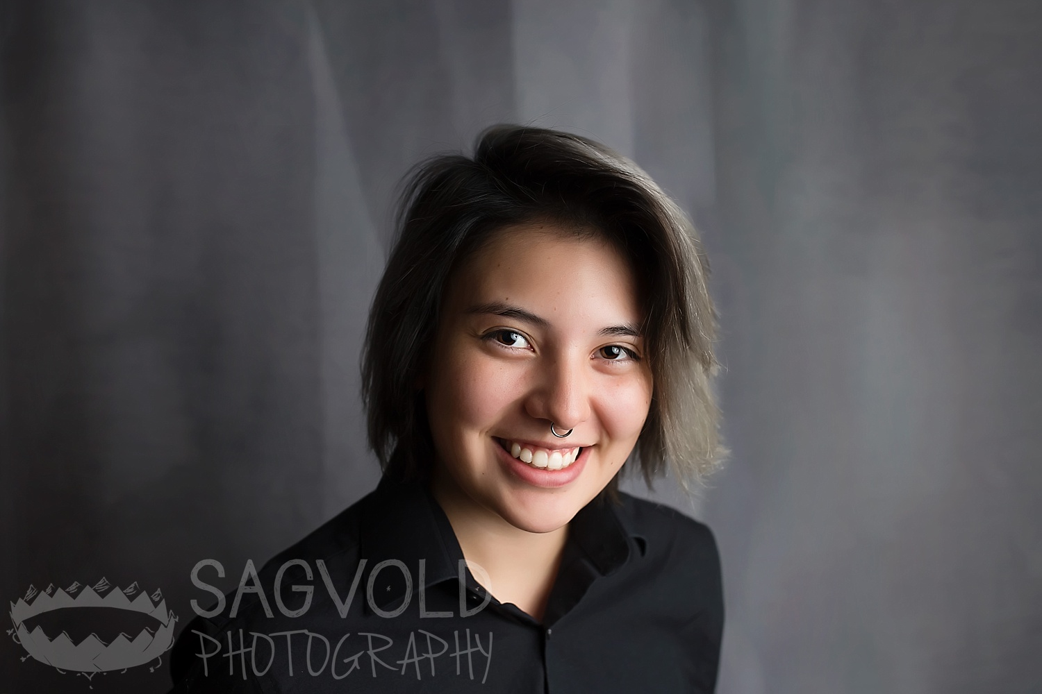 Senior picture Fargo ND senior photographer Janna Sagvold Photography