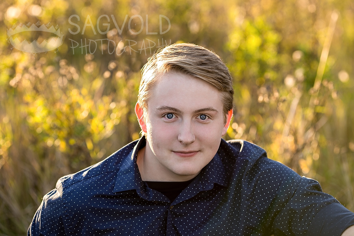 Senior picture Fargo ND senior photographer Janna Sagvold Photography
