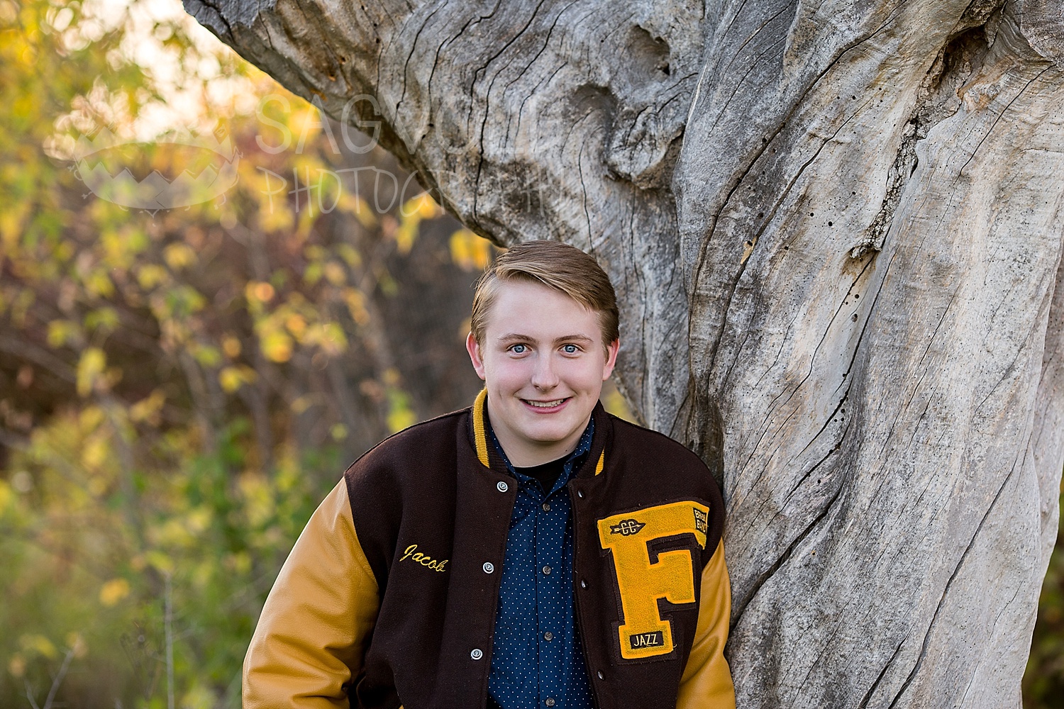 Senior picture Fargo ND senior photographer Janna Sagvold Photography