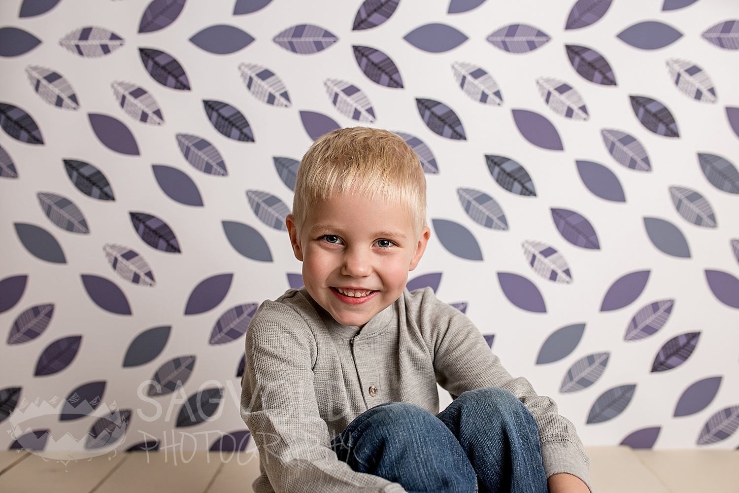 Child picture Fargo ND child photographer Janna Sagvold Photography