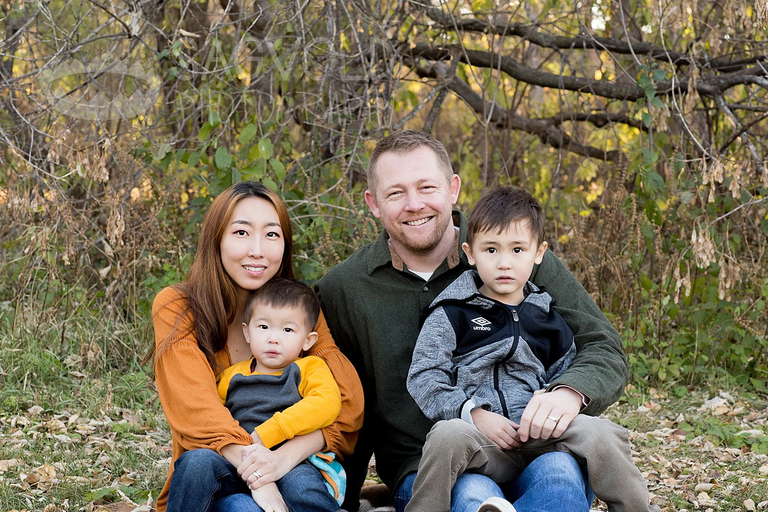 Family picture Fargo ND family photographer Janna Sagvold Photography