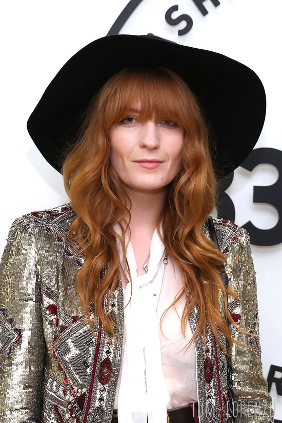 Florence-Welch-Samsung-837-Launch-Fashion-Alice-Olivia-Tom-Lorenzo-Site-2.jpg