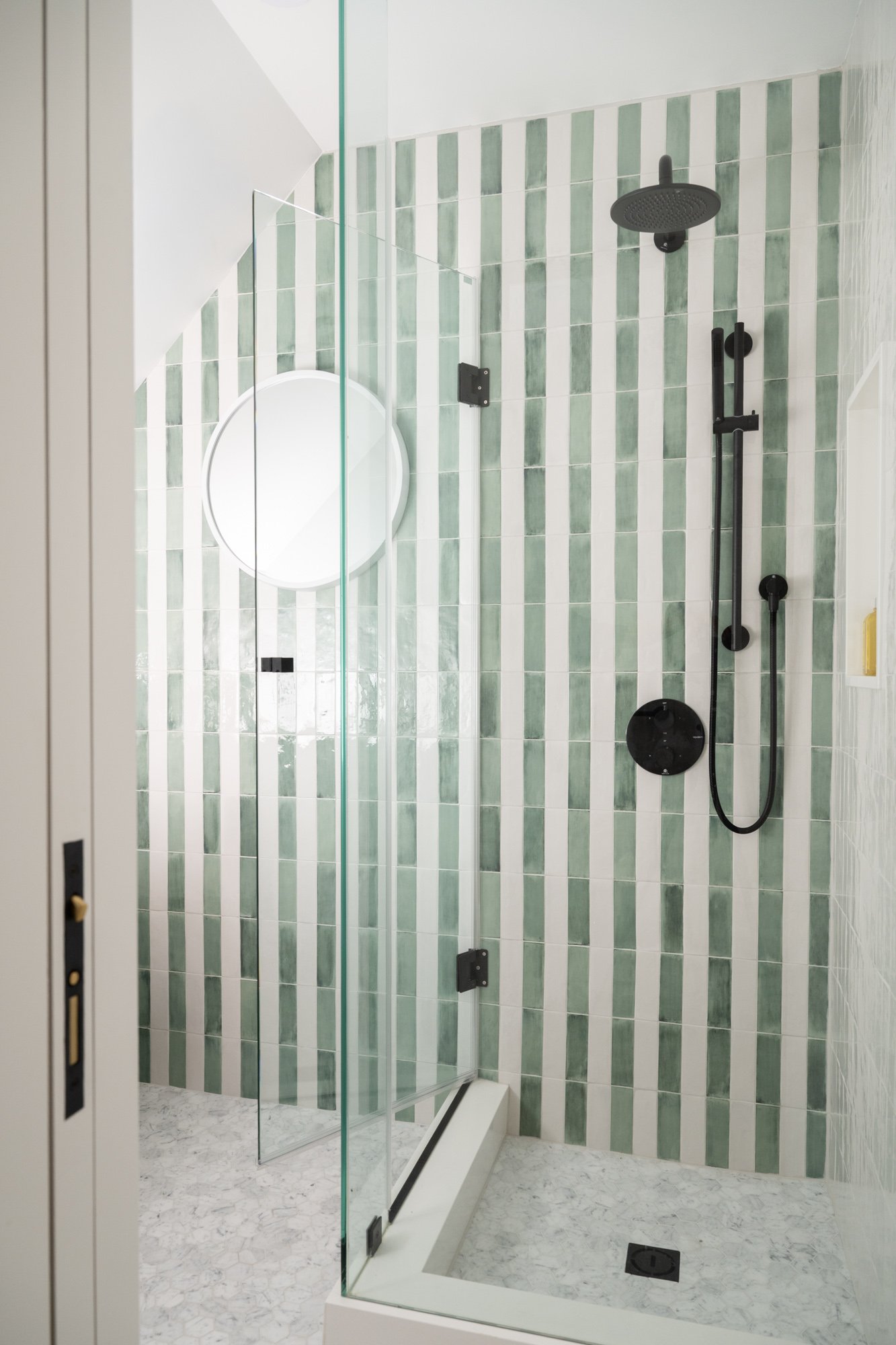 Janet-Kwan-Photography_Alair-Homes_Hewitt_Bathroom-01.jpg
