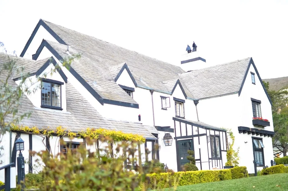 holidays up north: pelican inn, point reyes & peteluma 