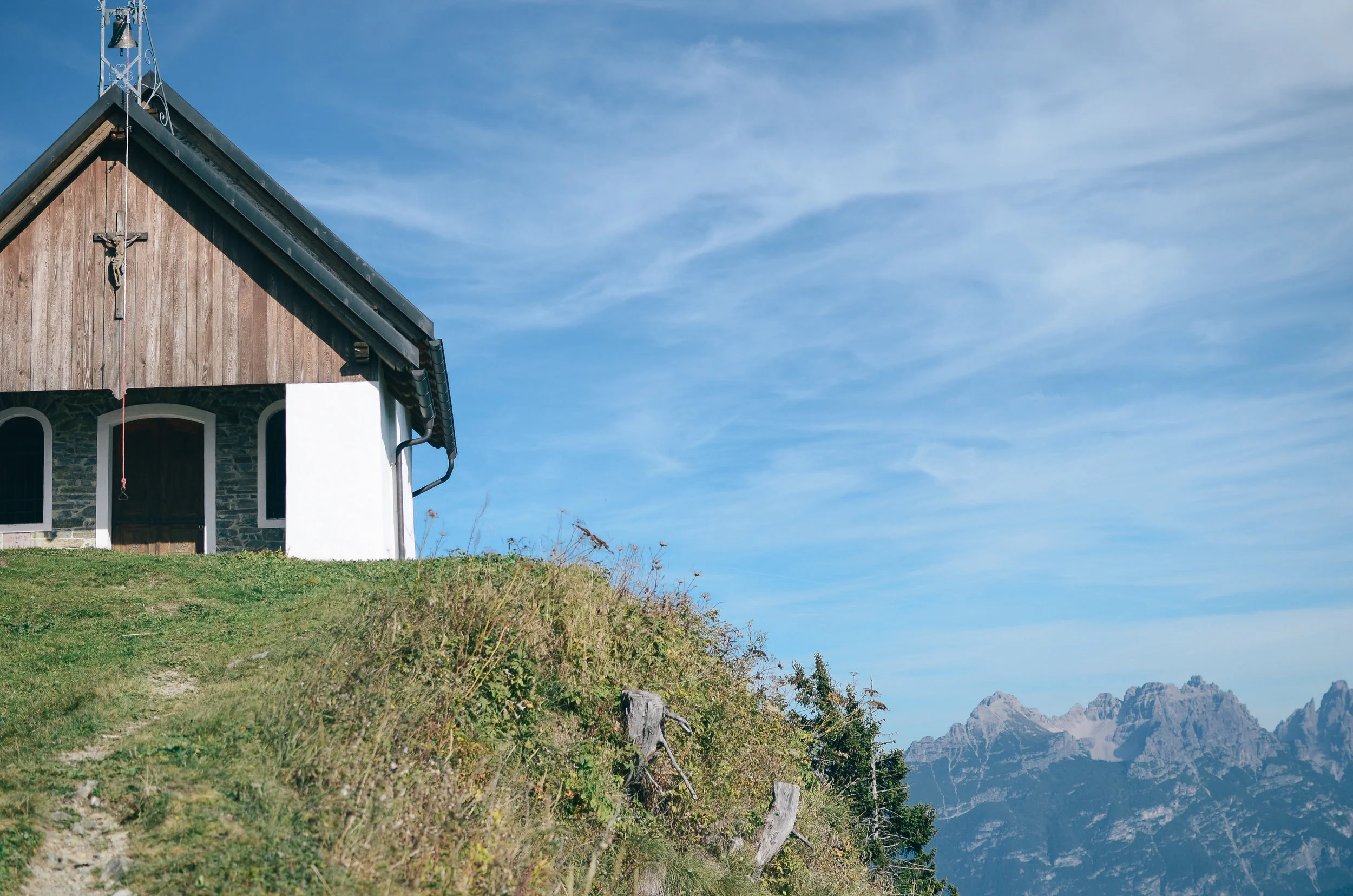 dolomites-why-the-italian-alps-should-be-your-next-mountain-adventure- travel-blog-8.jpg