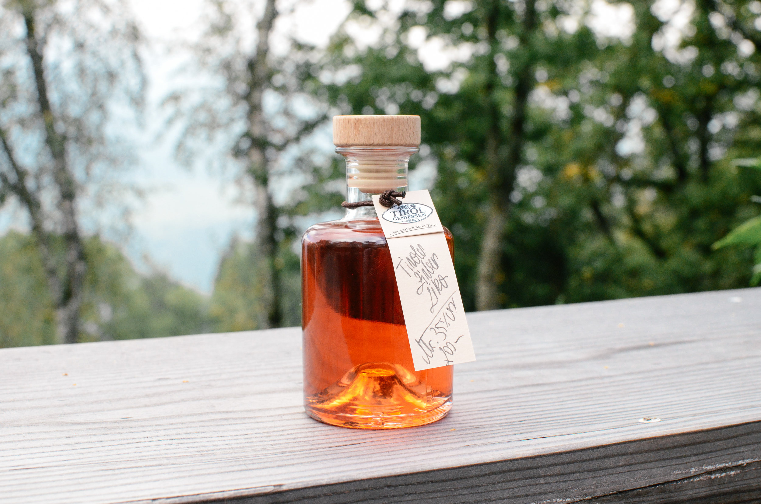  ^^ pine cone grapa alex &amp; bron picked up in  innsbruck, austria   