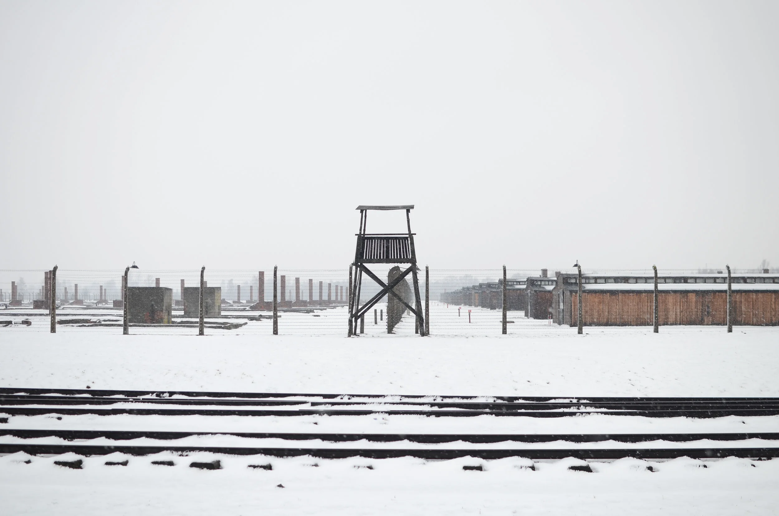 aushwitz-krakow-poland-travel-guide-lifeonpin_DSC_1036.jpg