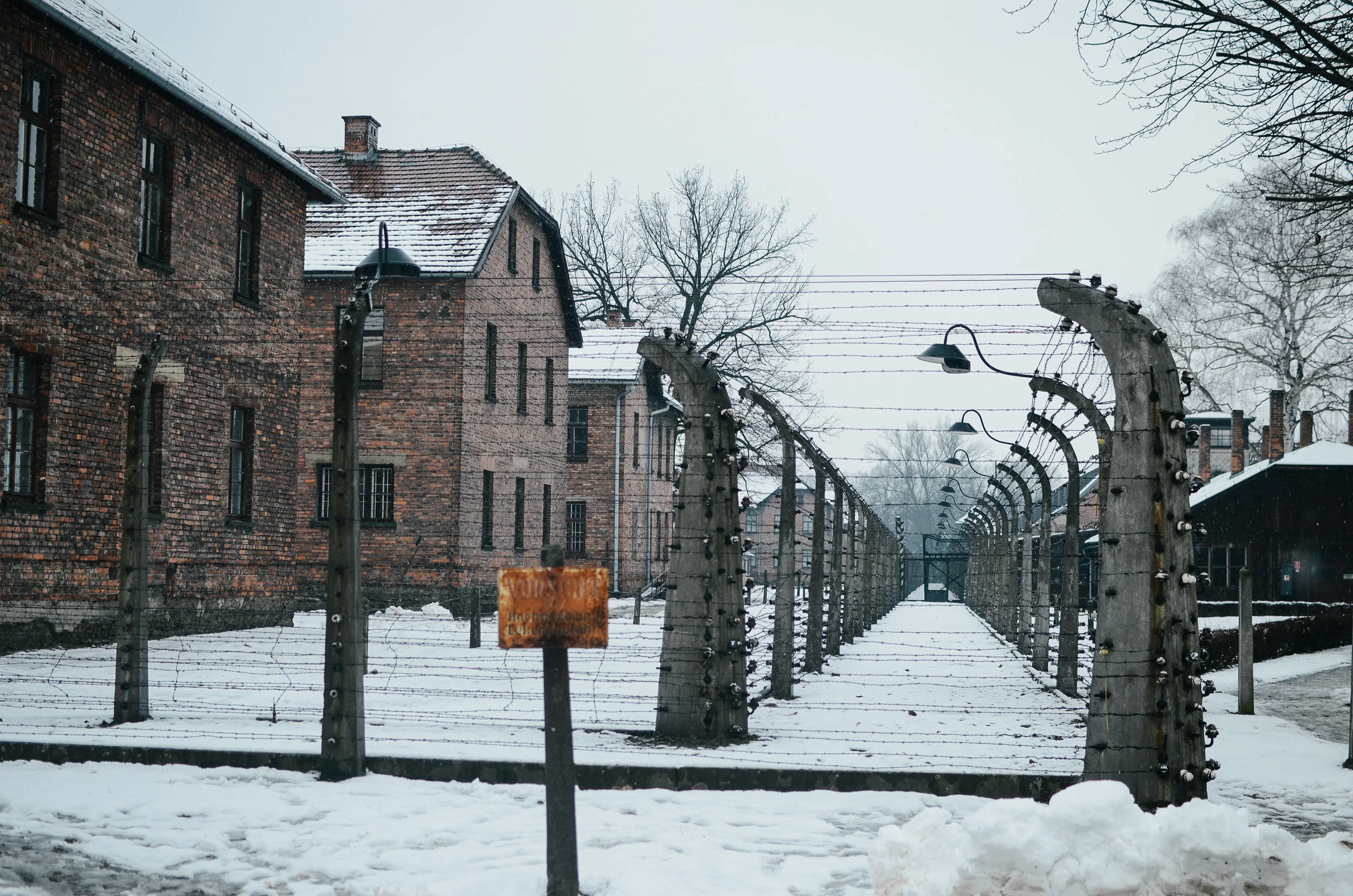 aushwitz-krakow-poland-travel-guide-lifeonpin_DSC_1034.jpg
