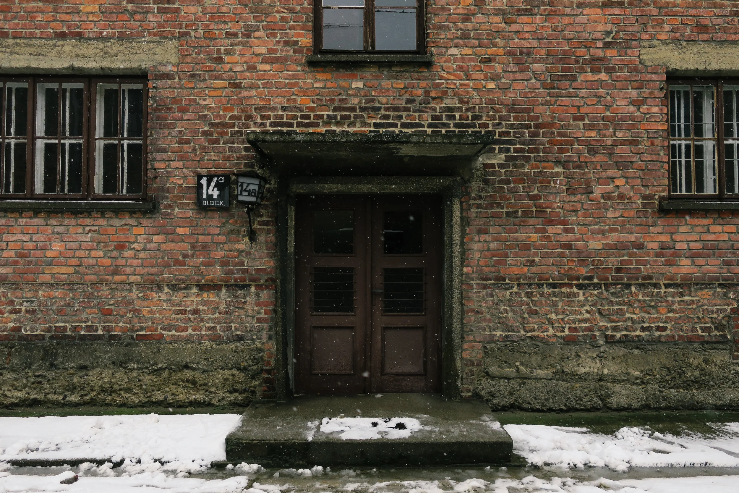 aushwitz-krakow-poland-travel-guide-lifeonpin_IMG_0181.jpg