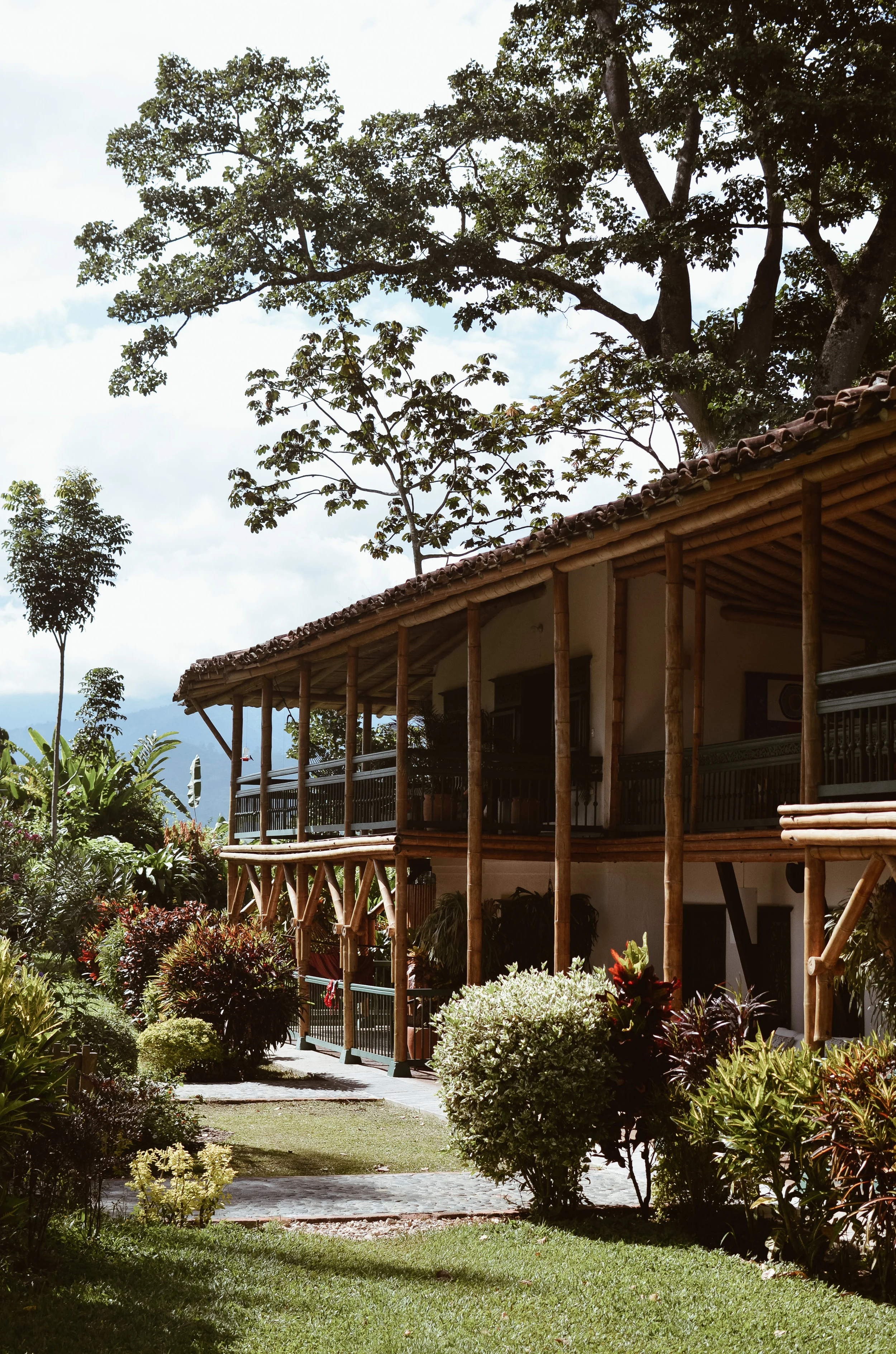 where to stay in colombia's coffee region: hacienda bambusa 