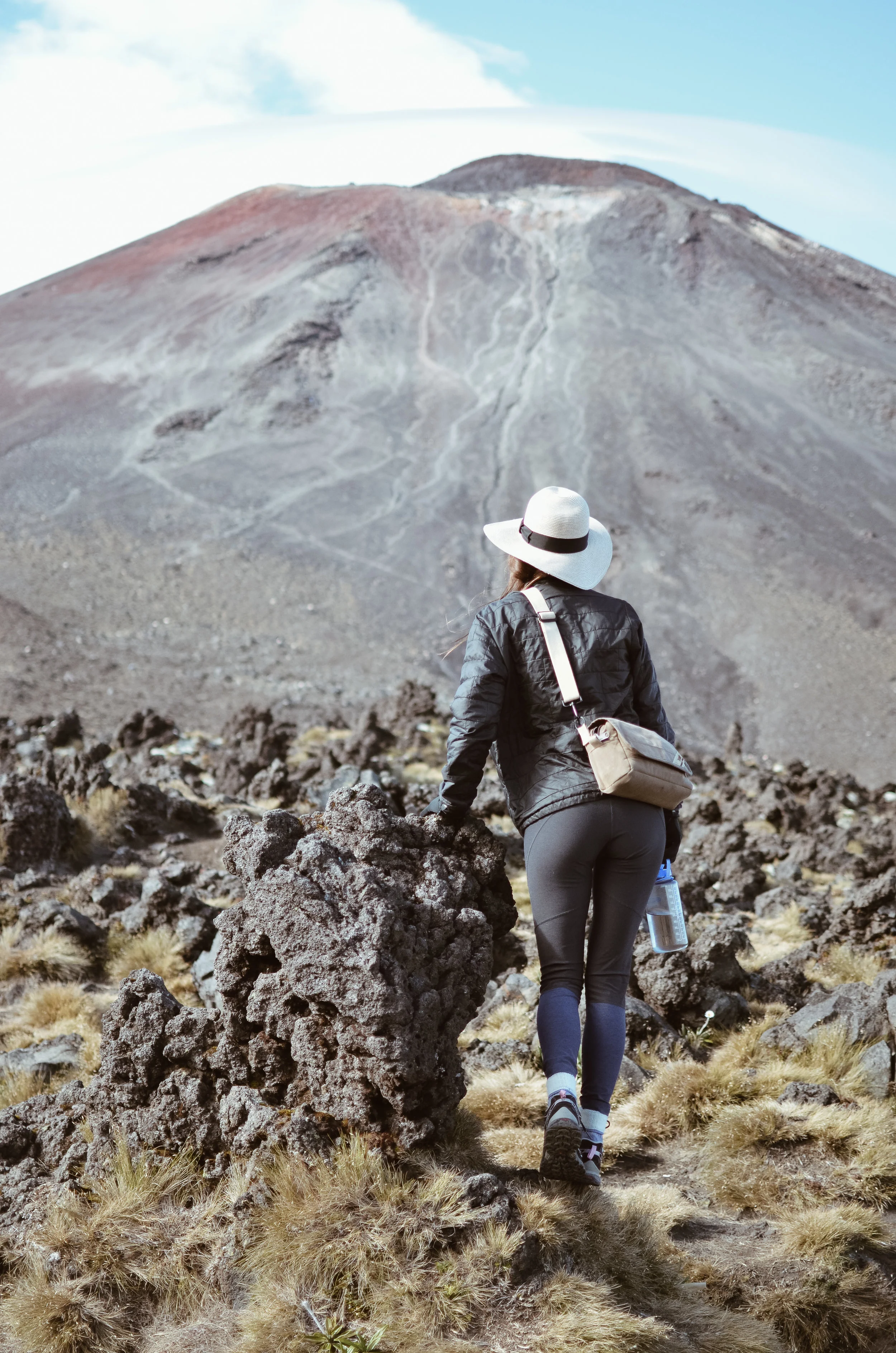 new zealand! the tongariro alpine crossing