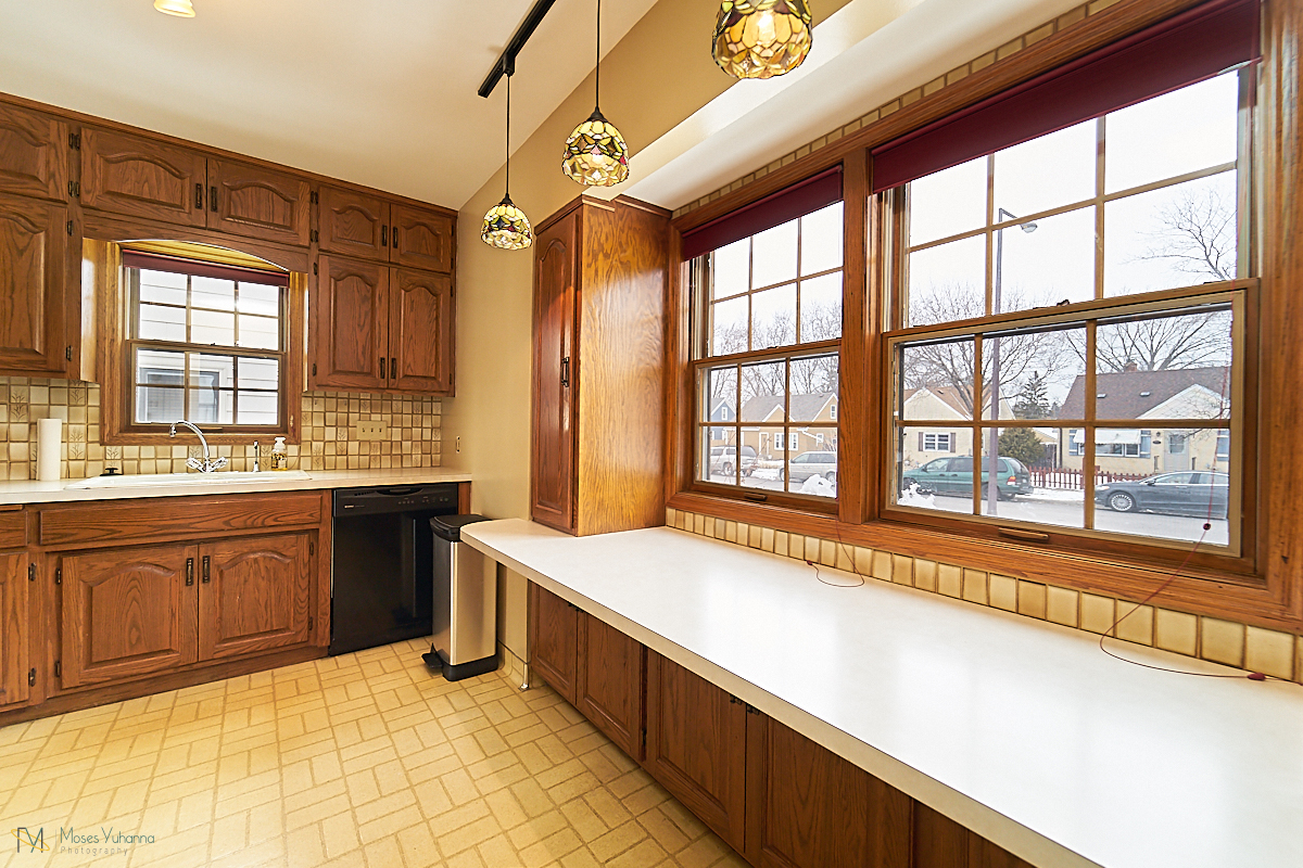 5 kitchen.jpg