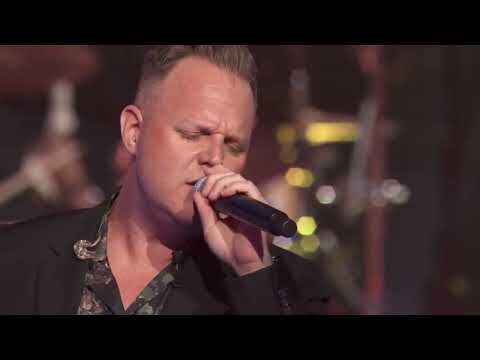 Matthew West's Touching LIVE Performance "Me On Your Mind" | K-Love Fan Awards 2022
