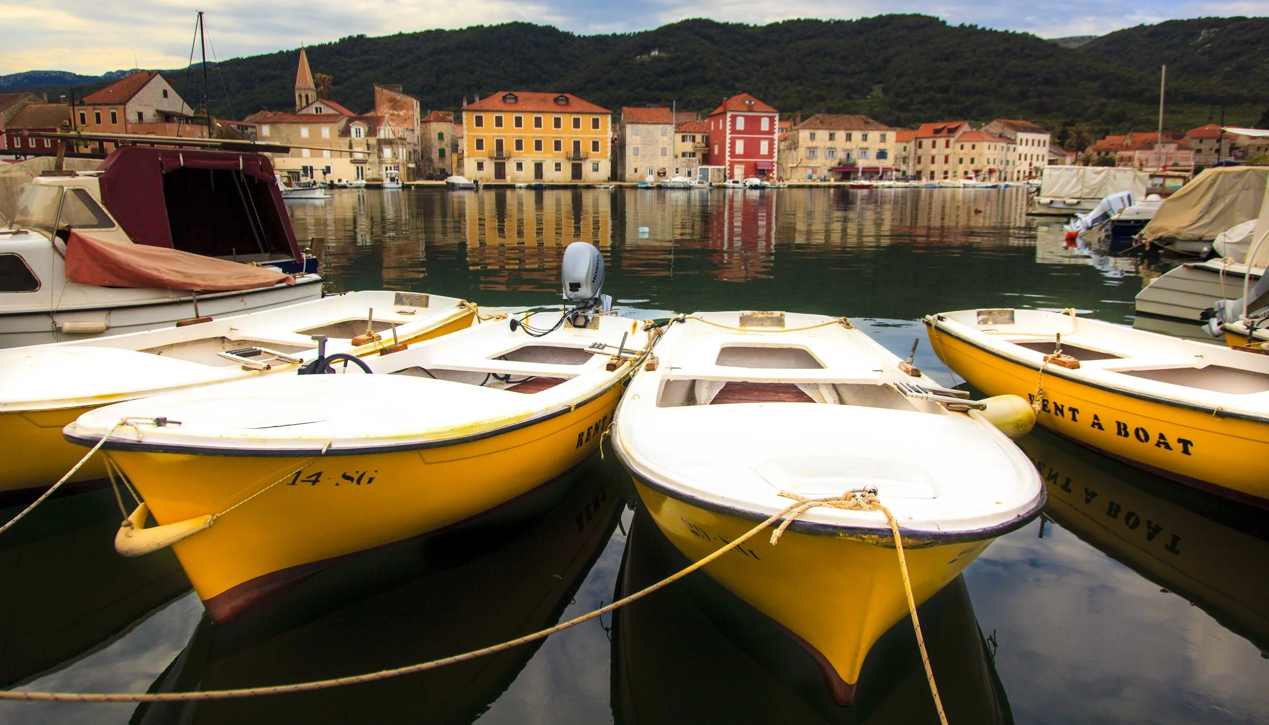 Hvar boats on a rest day