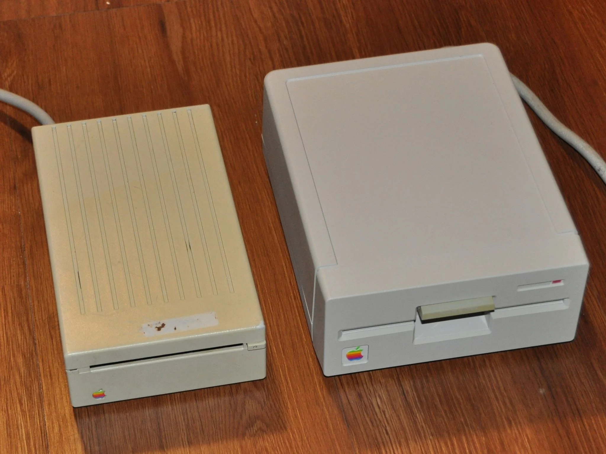Apple II floppy drives before and after retrobrite