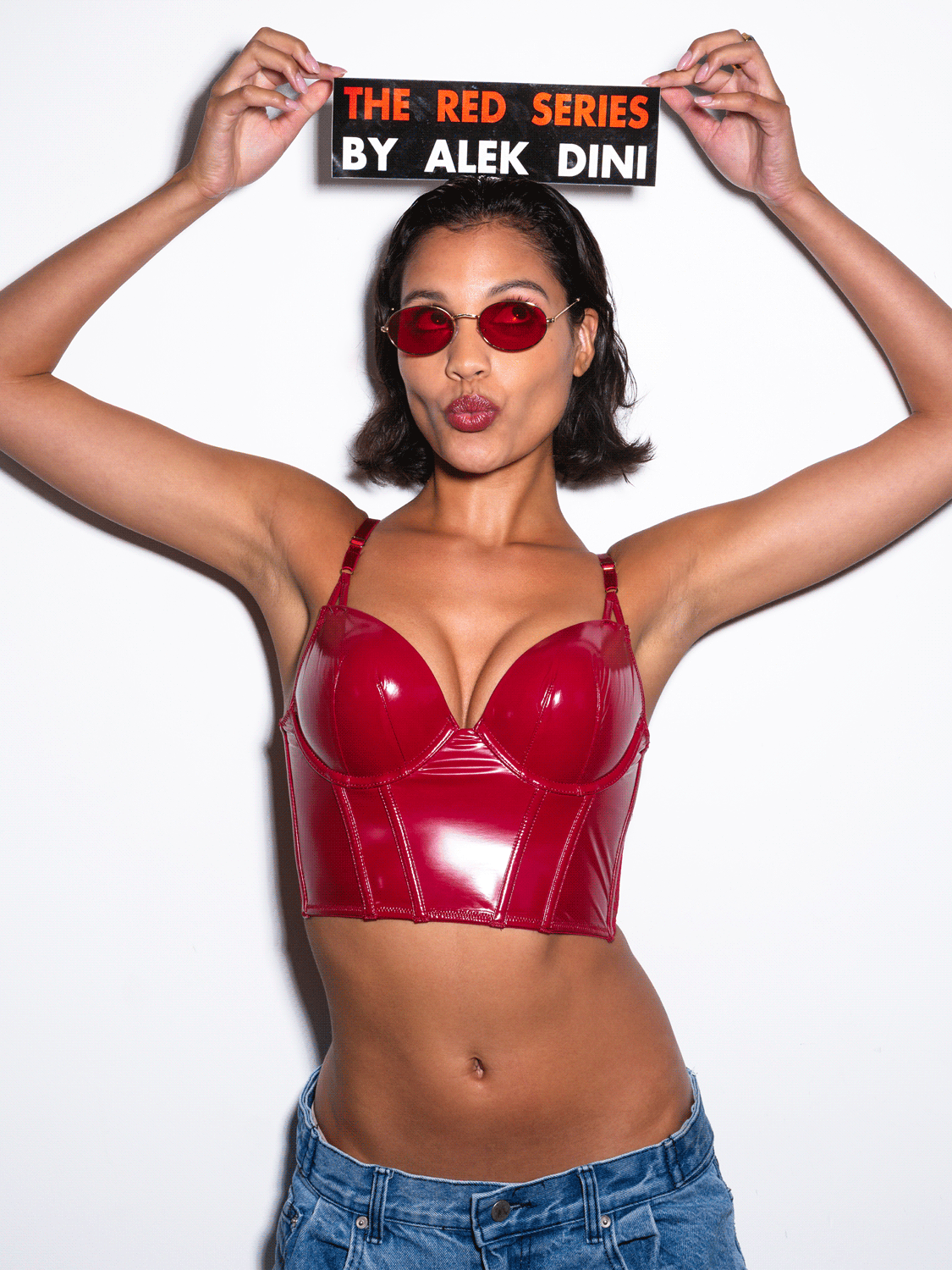 Michaela-2754-2761.gif