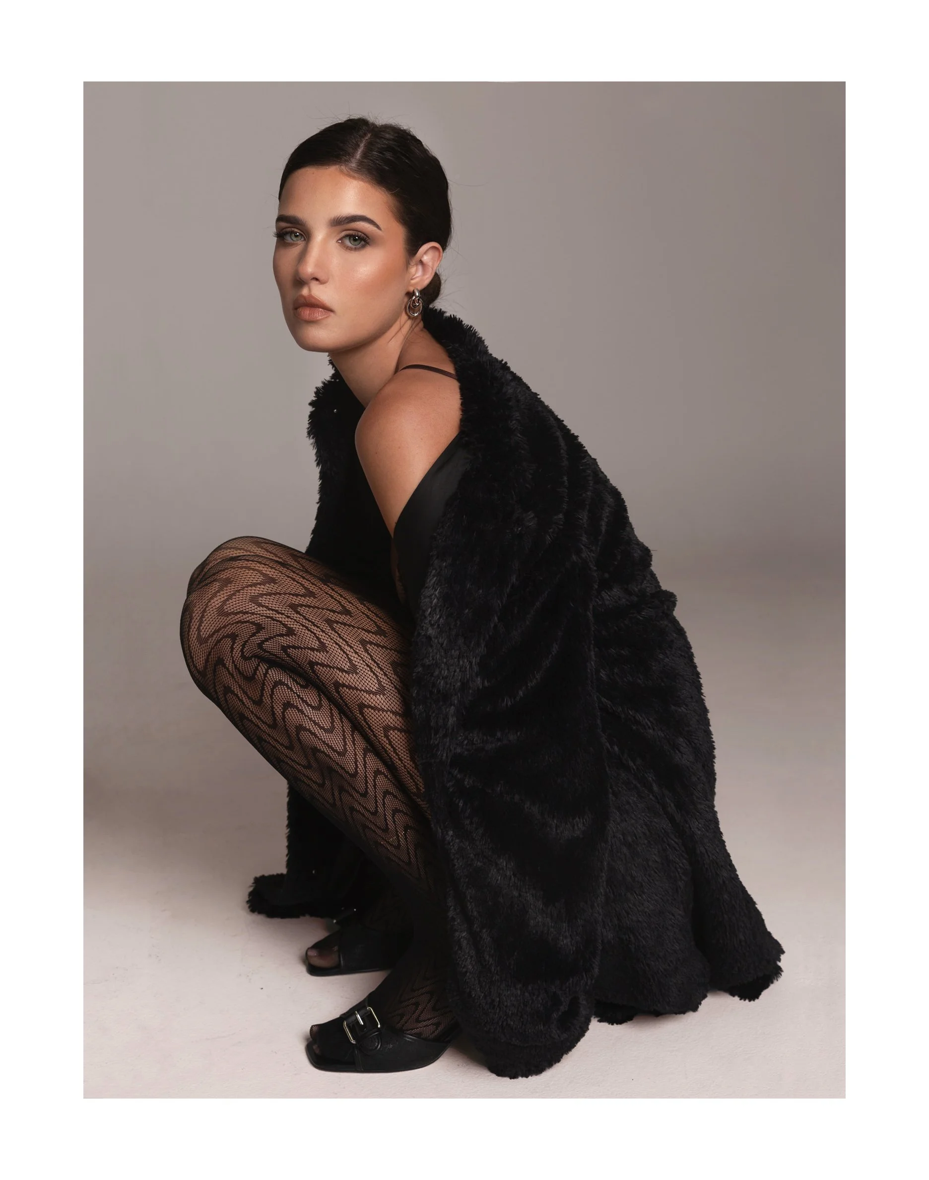 Shannon-9960-Web5.jpg