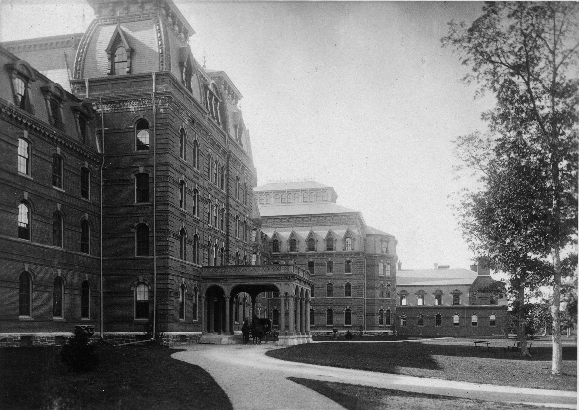 Wellesley’s College Hall that Katharine entered in 1876 in the class of 1880 to become “Katie of ’80.” Photo courtesy of Melinda M. Ponder and the Wellesley College Archives