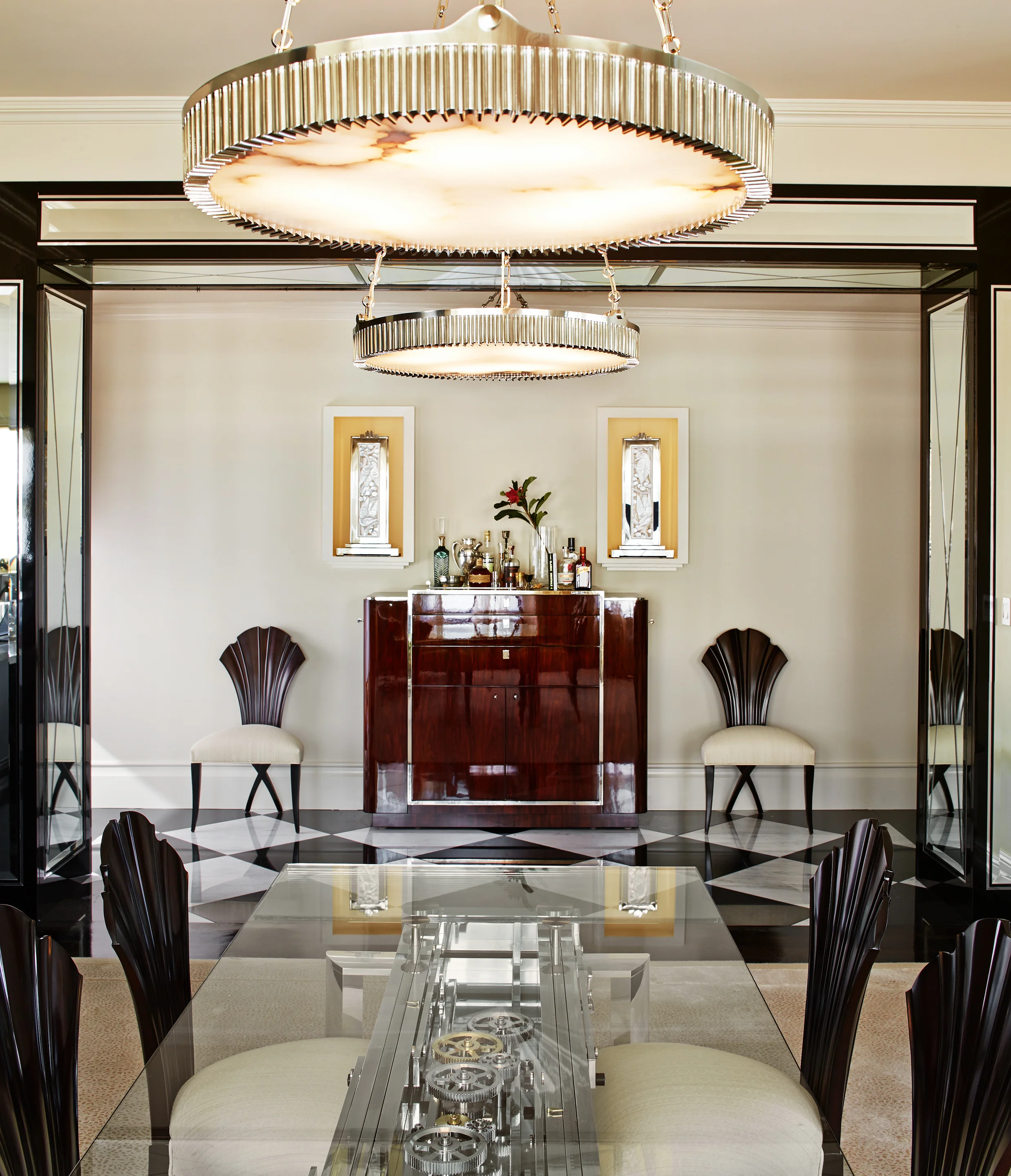 808_Dining_Bar_01a.jpg